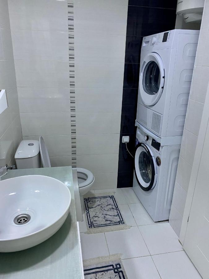 Allure Apartments Ohrid Esterno foto